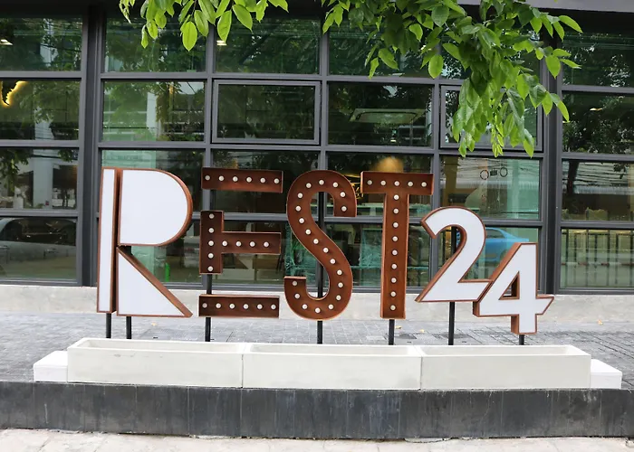 Rest24 Hotel 3*